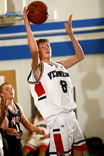 爱游戏官网充值-各大豪门主帅战术风格全面对比，各大豪门球衣